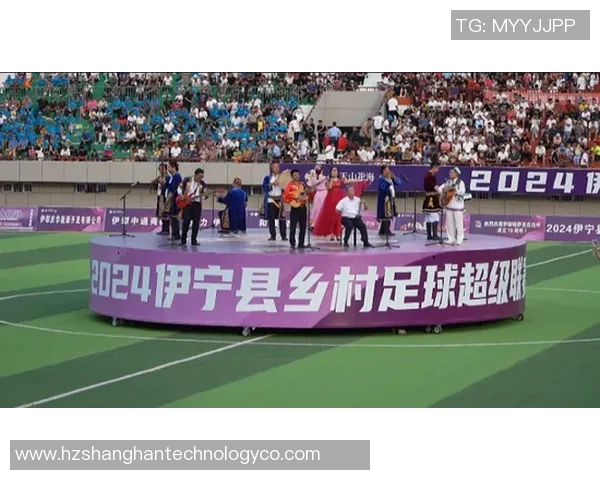 城市马拉松赛场上的飞盘力量成都队伍展现团结与拼搏精神