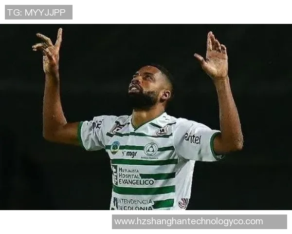 科洛科洛与奴队的激烈对决揭示足球战术与团队精神的完美结合